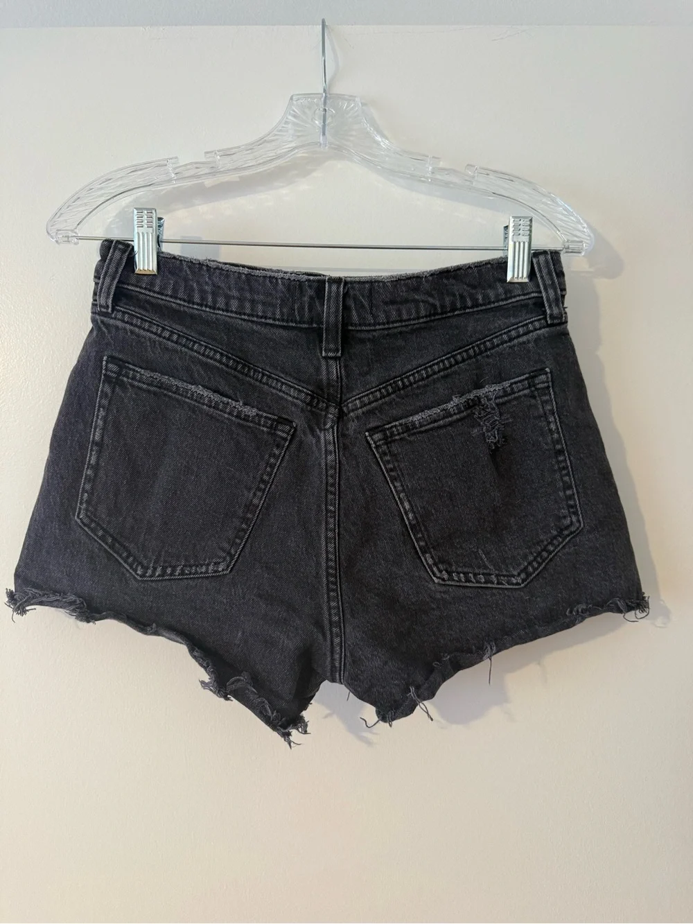 Abercrombie & Fitch Mom Short High Rise Black Distressed Denim Shorts Size 27